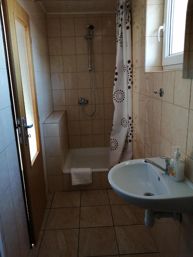 Guest House Kovalik Sucha Hora Bagian luar foto